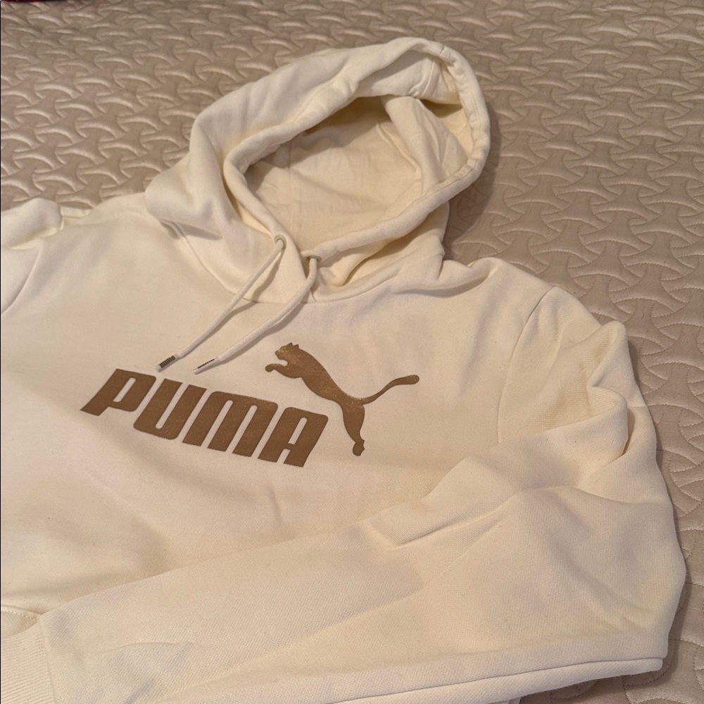 Puma Off-White Hoodie Gold Logo Large